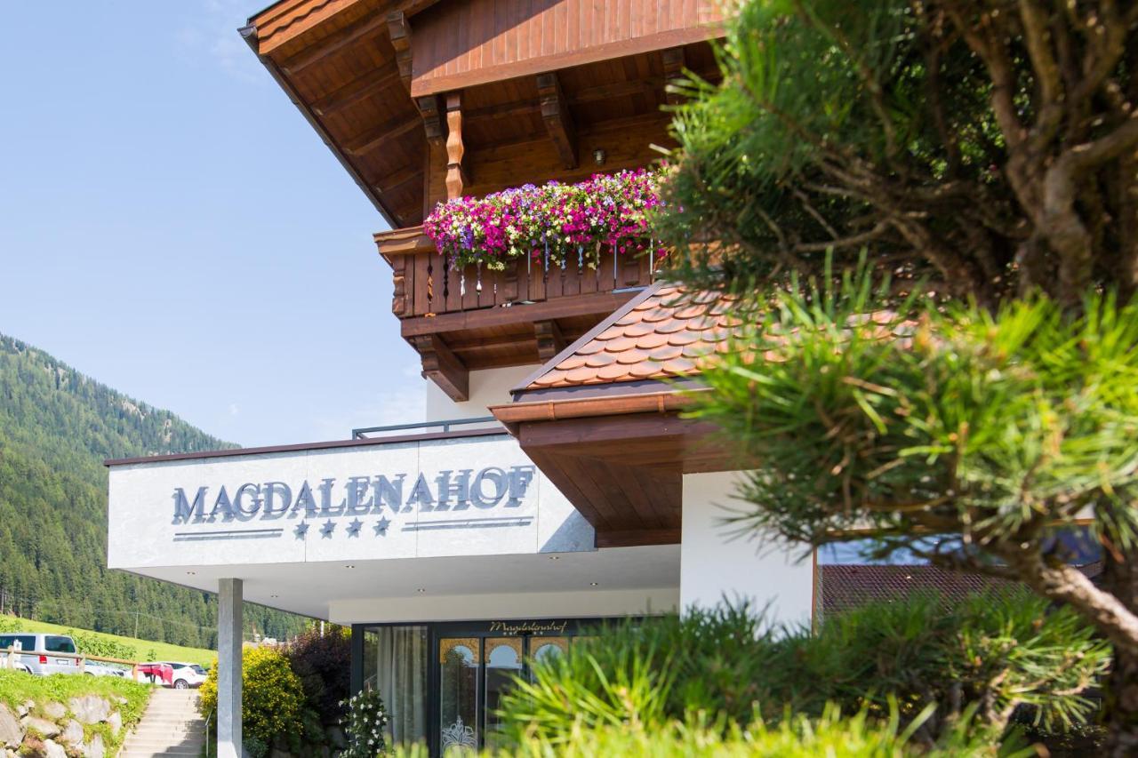 Vitalpina Hotel Magdalenahof Santa Maddalena in Val Casies Esterno foto